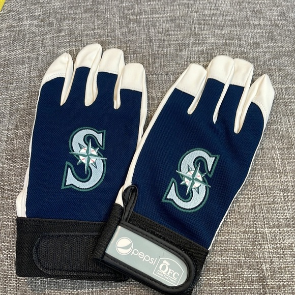 MLB Seattle MarinersUtility Work Gloves - Picture 8 of 8